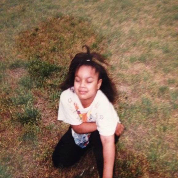 Meet your Posher, Tierra - Picture 1 of 1